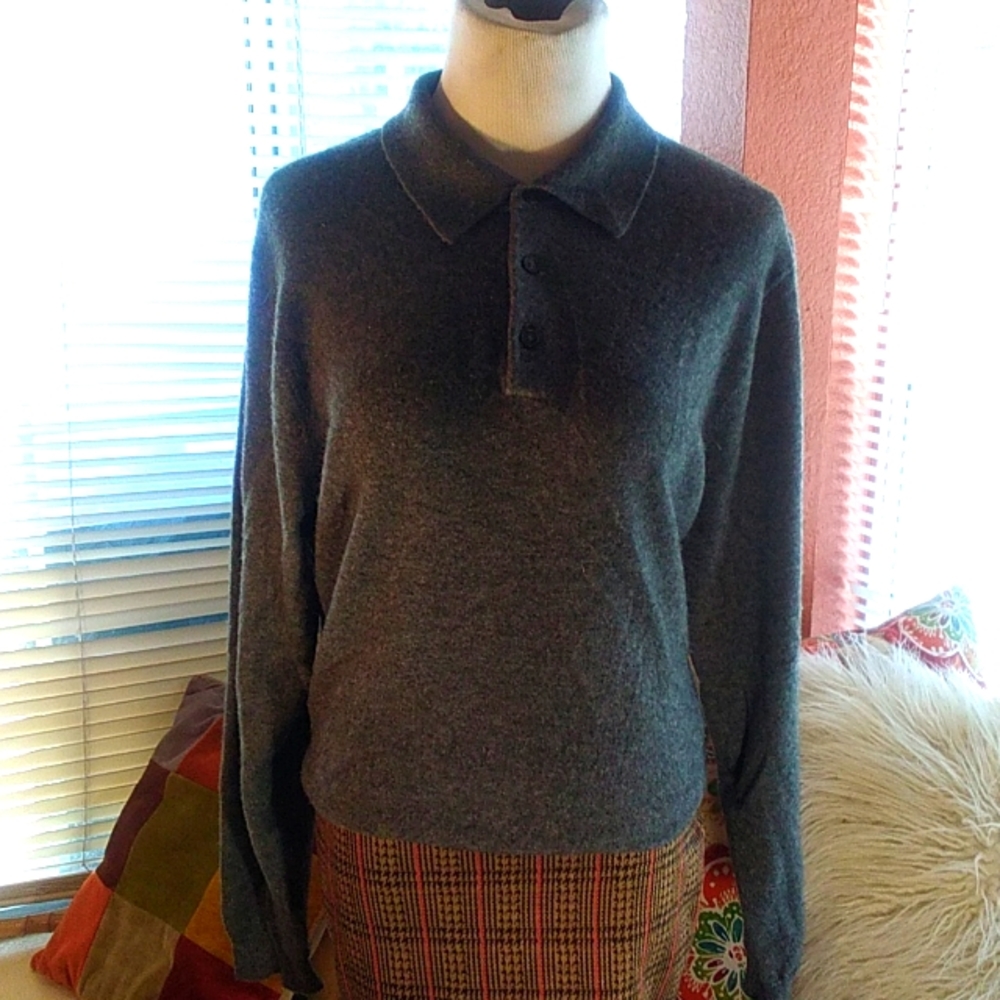 100% Cashmere  Saks Fifth Ave Men's Sweater